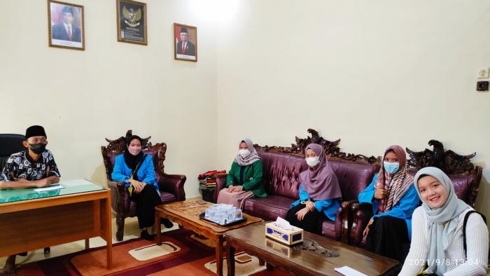 Kunjungan Mahasiswa KUKERTA UIN Sulthan Thaha Saifuddin Jambi Tahun 2021 Ke MAN 1 Tebo