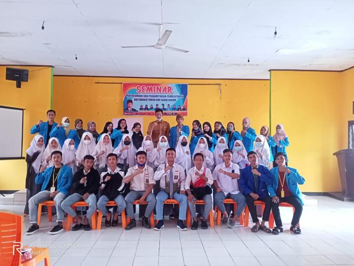 SEMINAR PENYULUHAN DAN PENDAMPINGAN PEMBENTUKAN MASYARAKAT RUKUN DAN SADAR HUKUM OLEH MAHASISWA KUKERTA UIN STS JAMBI
