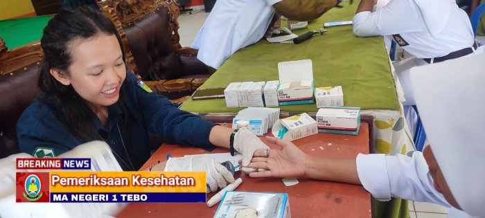 Puskesmas Tebo Ulu Gelar Pemeriksaan Kesehatan di MAN 1 Tebo