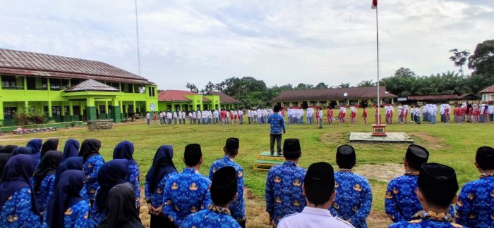 Semangat Upacara Renungan Sumpah Pemuda ke 97 di MAN 1 Tebo: Panggilan Bakti dari Rumah ke Negara.