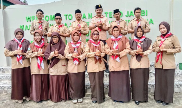 Tanamkan Jiwa Kepanduan, Keluarga Besar MAN 1 Tebo Kenakan Seragam Pramuka Setiap Tanggal 14