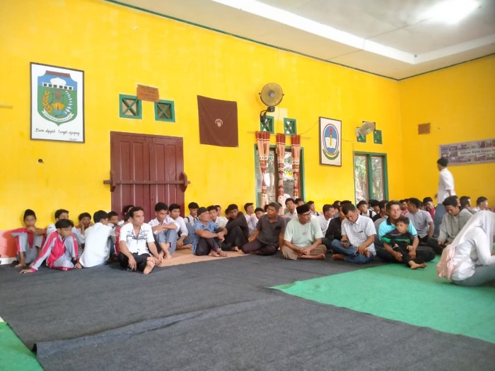 MAN 1 Tebo Gelar Rapat dengan Wali Murid, Tegaskan Aturan Sekolah Yang Berlaku