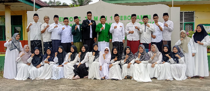MAN 1 Tebo Peringati Hari Santri 2025: Kobarkan Semangat Juang 45 dan Nilai Santri Nusantara.