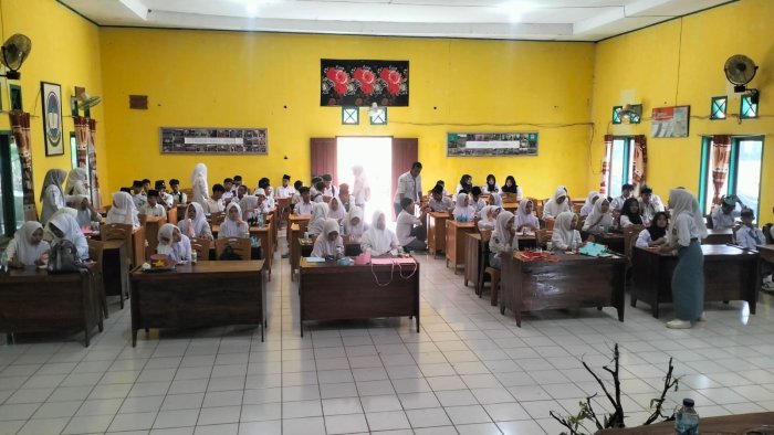Penuh Keceriaan, MAN 1 Tebo Gelar Masa Taaruf Siswa Baru Tahun Ajaran 2026-2027 Penuh Keceriaan, MAN 1 Tebo Gelar Masa Taaruf Siswa Baru Tahun Ajaran 2026-2027