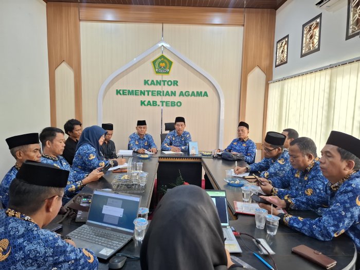 Mantapkan Persiapan OMI dan KOMPASMA Tingkat Provinsi, Kemenag Tebo Gelar Rapat Koordinasi Bersama Para Kepala Madrasah